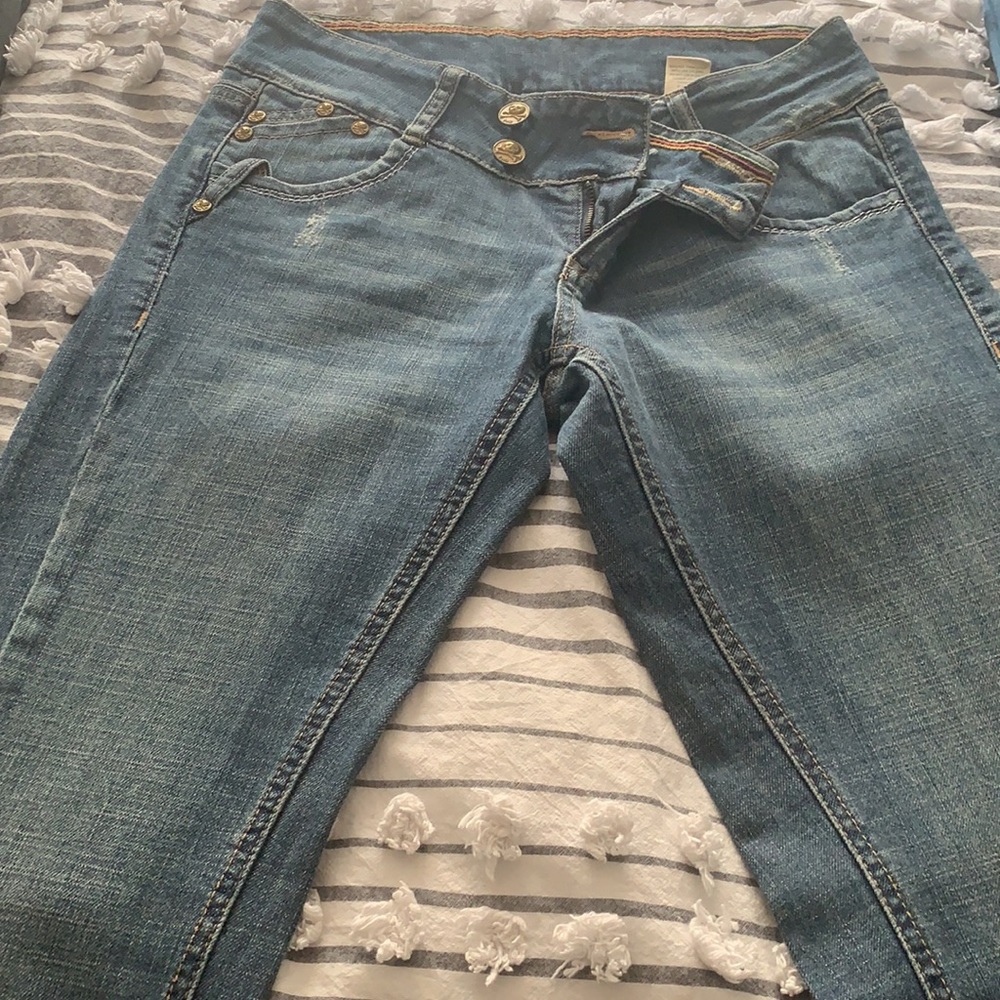 Jeans - Picture 2 of 4